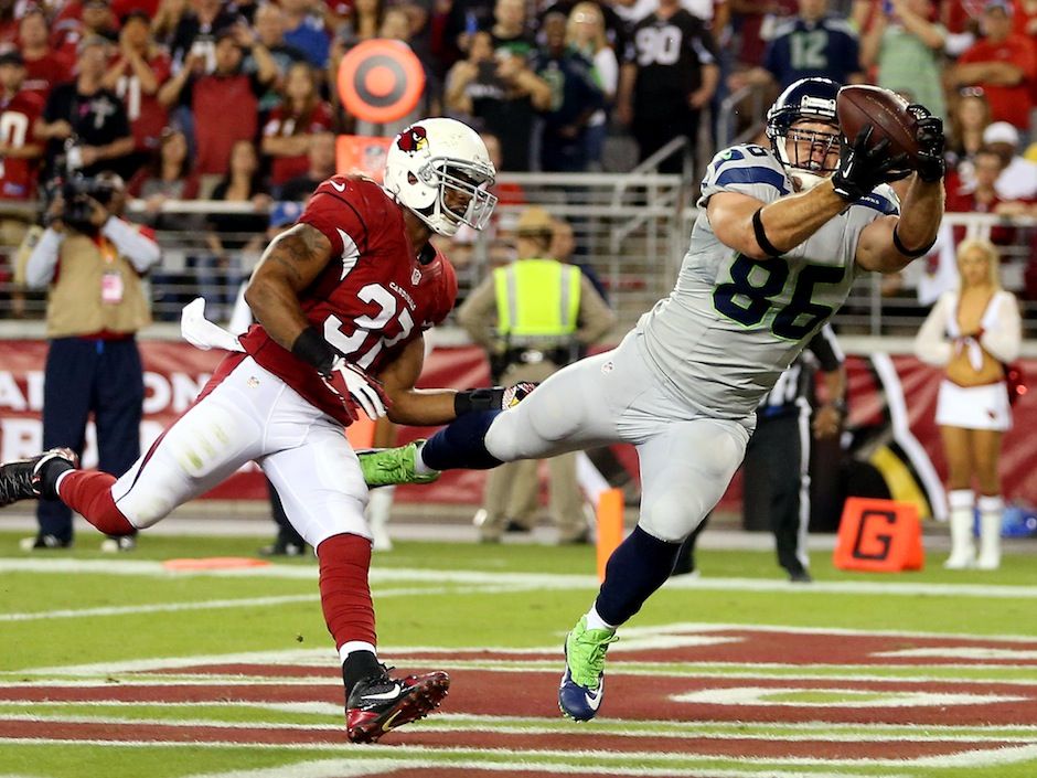 Russell Wilson of Seattle Seahawks throws 3 TD passes en route to