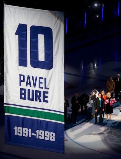 Canucks retire Pavel Bure's No. 10