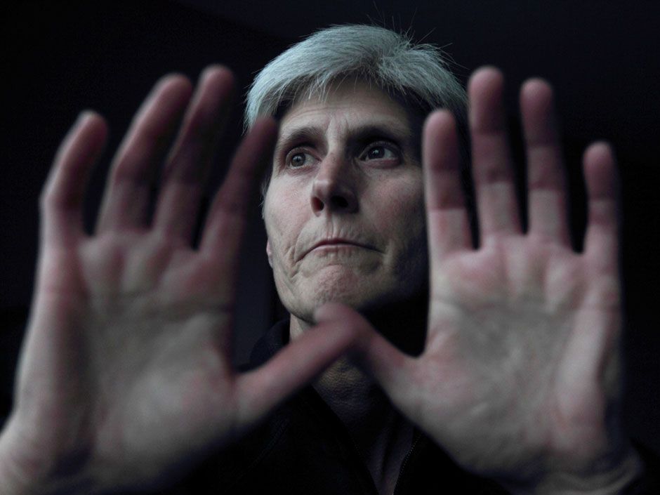 Fingers, toes that turn white in cold may be sign of Raynaud’s, a disease that narrows blood