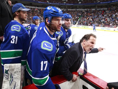 Vancouver Canucks, Calgary Flames latest teams to require fan vaccination  for game attendance - Daily Faceoff