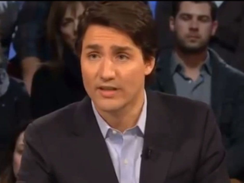 Justin Trudeau Apologizes After Drawing Fire For 'silly' Olympic Hockey ...