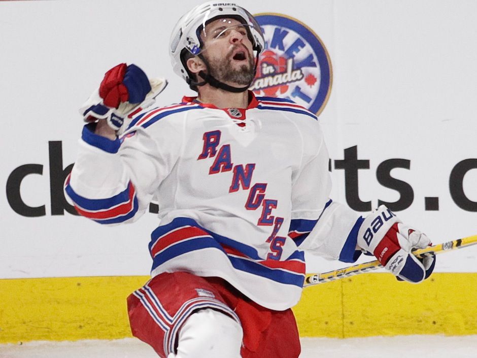 New York Rangers attend funeral for Martin St. Louis' mother
