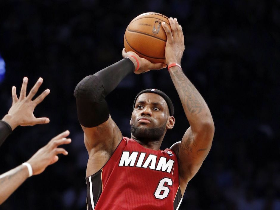 LeBron James on a roll before facing Heat on Wednesday