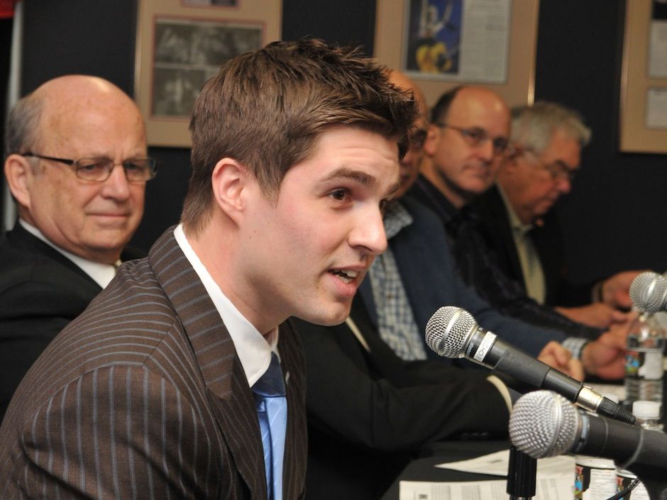 toronto-maple-leafs-assistant-gm-kyle-dubas-brings-fresh-ideas