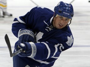 Former Leafs defenceman Kaberle now delivering food for wife's