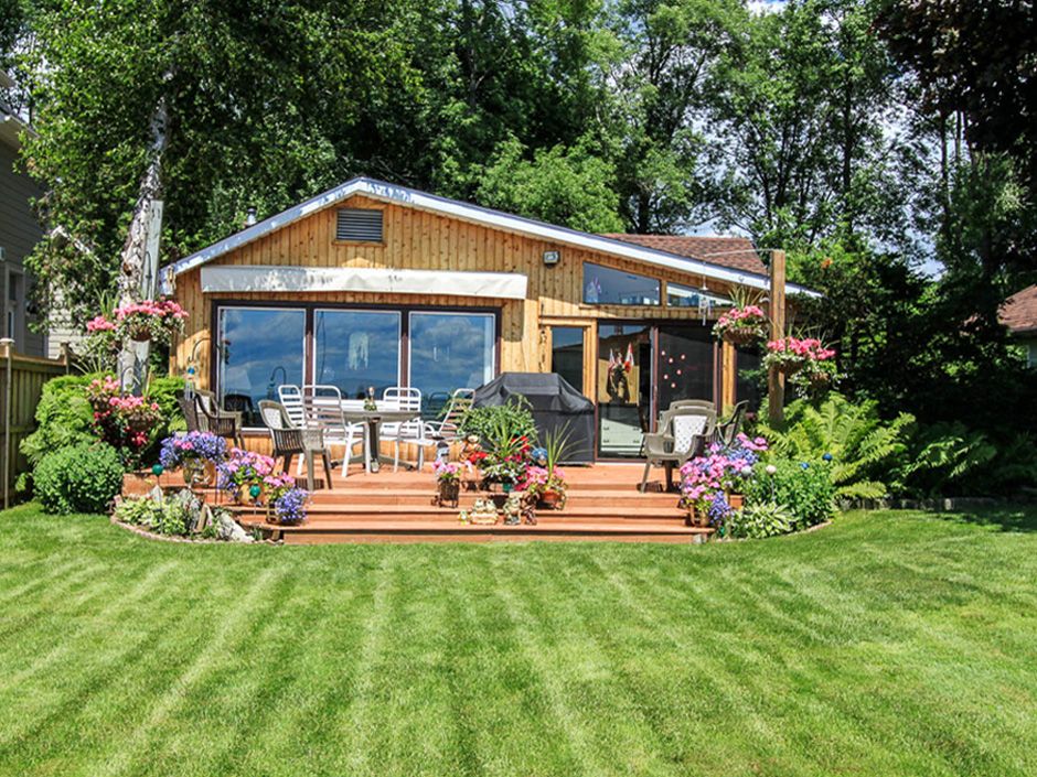 For Sale Bright cottage on Lake Simcoe waterfront National Post