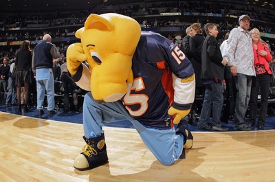 Nuggets mascot in trouble after making unauthorized appearance at