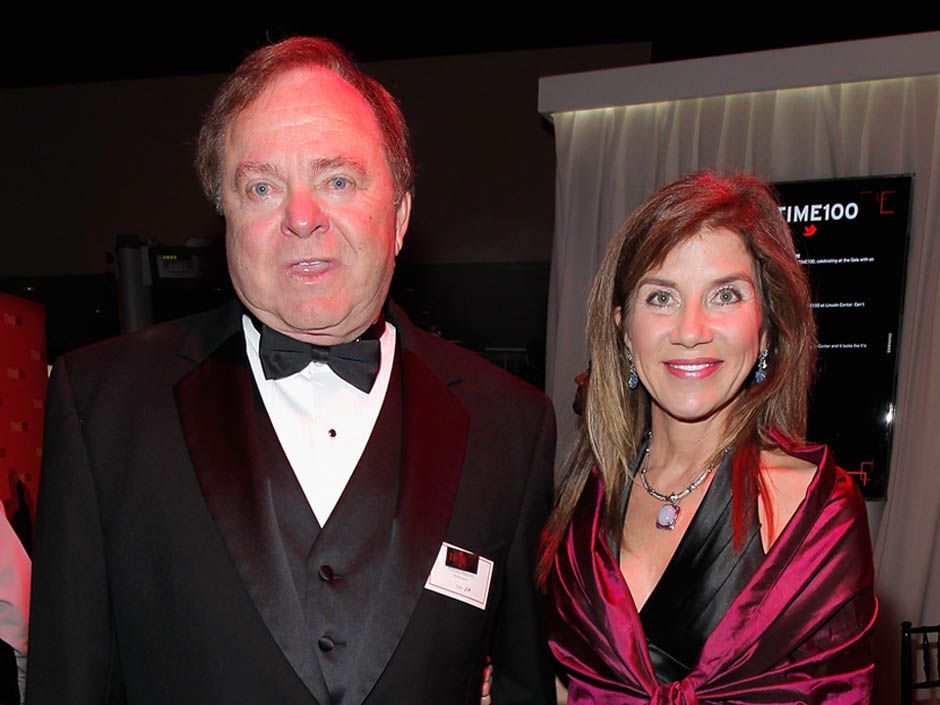 Oil tycoon to pay exwife recordsetting 1 billion divorce settlement