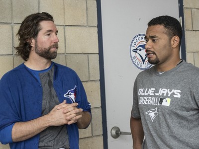 Toronto Blue Jays have 'nothing to lose' with Johan Santana, a positive  influence whose stuff is 'still good