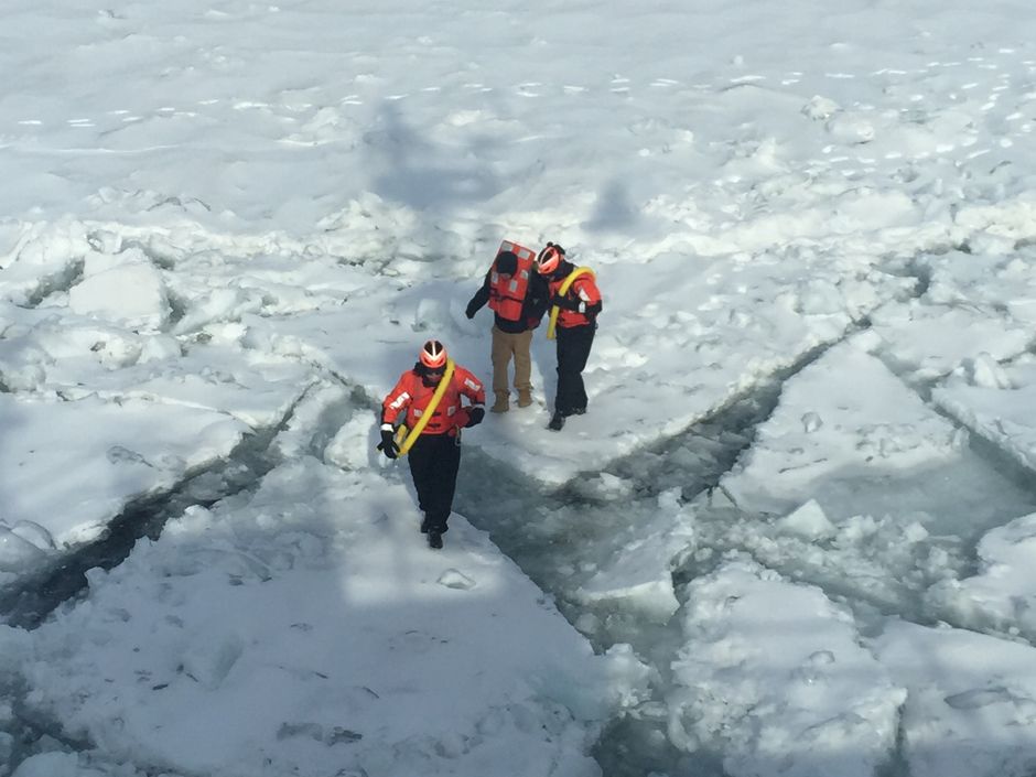 Man attempting to walk from Detroit to Toronto rescued while crossing