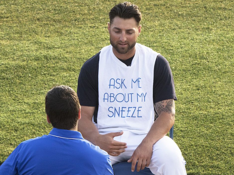 Blue Jays outfielder Kevin Pillar makes fun of his sneezing injury with  T-shirt – New York Daily News