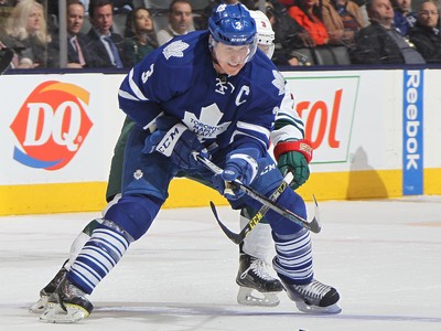 Toronto Maple Leafs: Dion Phaneuf's tenure a reminder of worse times