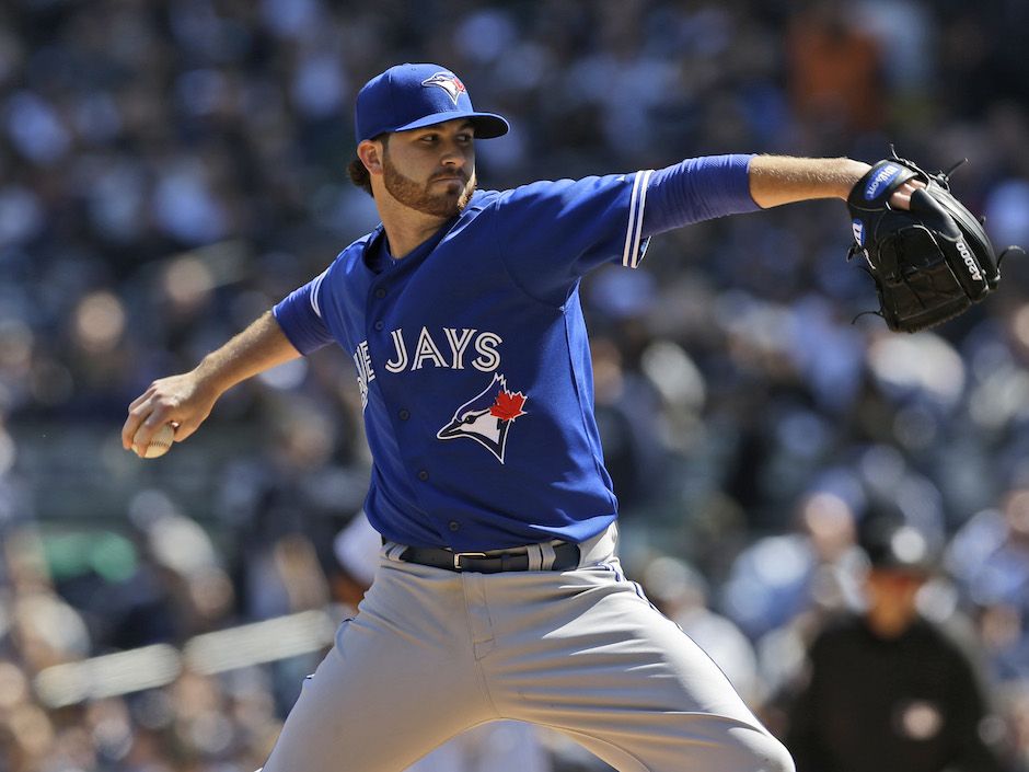 Russell Martin bids farewell to Blue Jays fans after retiring in