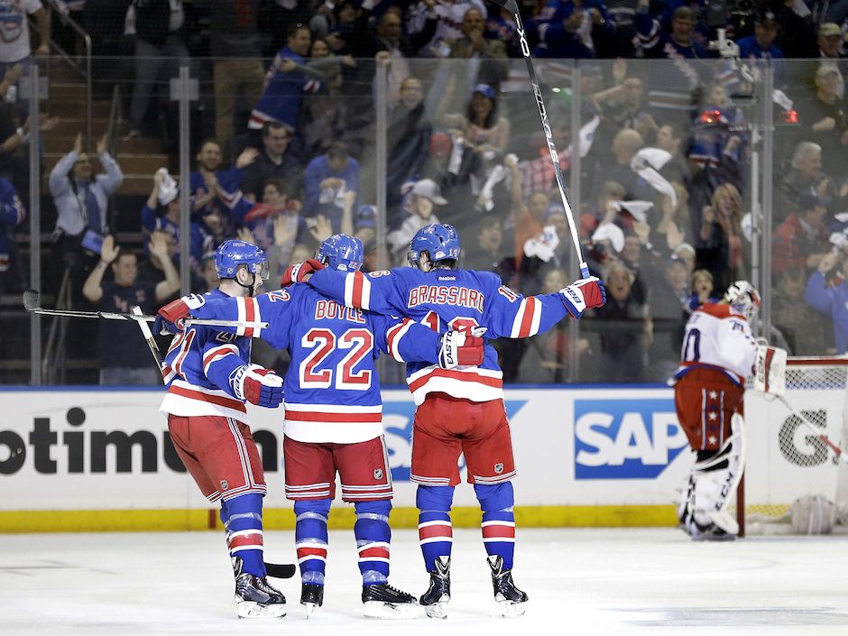 New York Rangers fan wins car on Opening Night shoot the puck contest