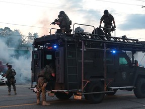 AP Photo/St. Louis Post-Dispatch, Robert Cohen