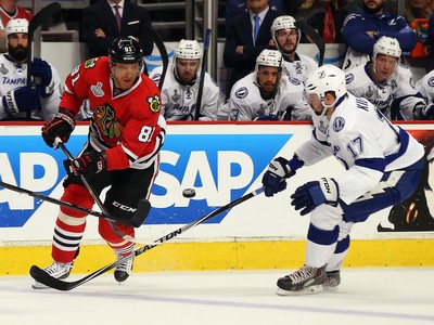 Stanley Cup Final: Marian Hossa misses Game 3, listed day to day 