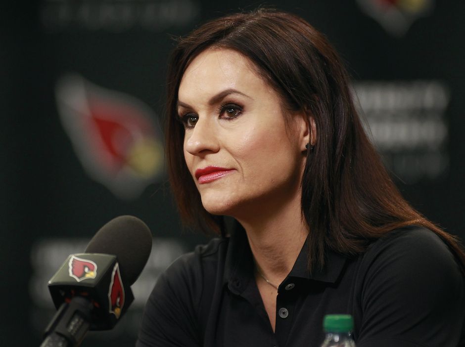 Trailblazer' Jen Welter, who played pro football and has a PhD, embraces  role as NFL's first female coach