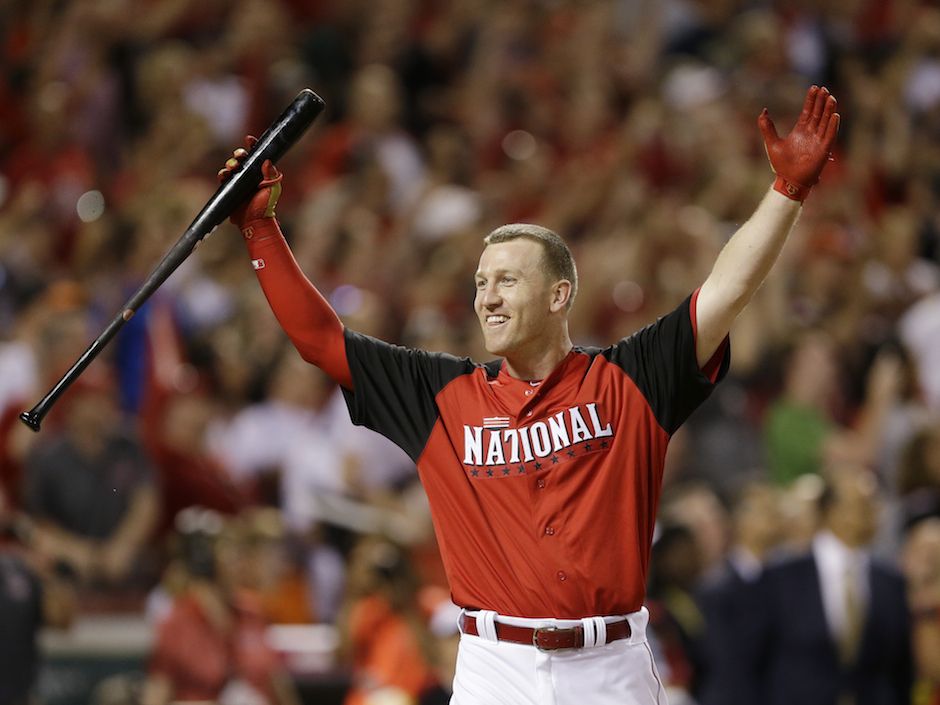 Todd Frazier falls in HR Derby, but family wins