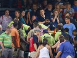 Fan dies in fall from upper deck at Turner Field