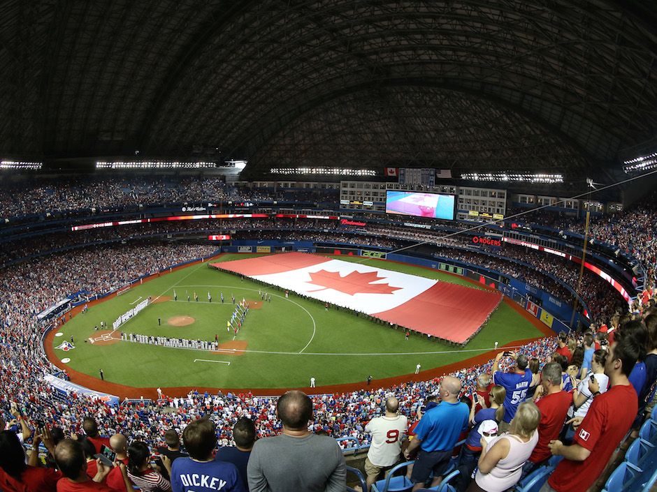 Toronto Blue Jays may play on new dirt infield at Rogers Centre