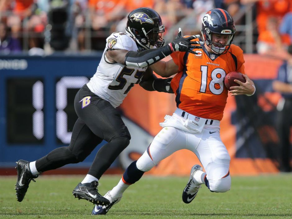 Broncos rip Eagles as Peyton Manning adds to record book