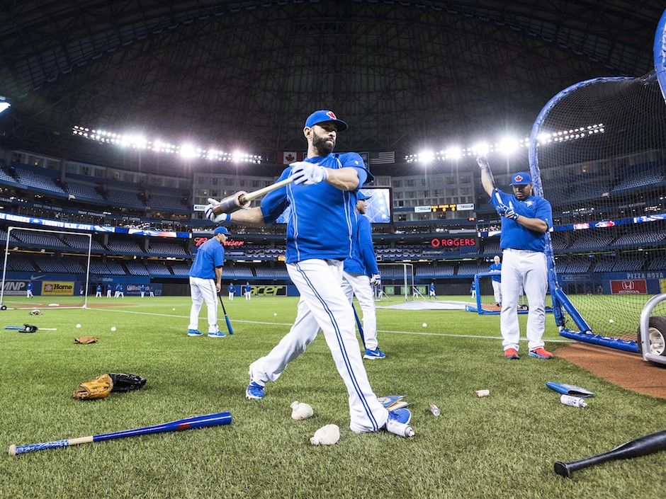 Donaldson laments end to Blue Jays tenure in emotional return to Toronto