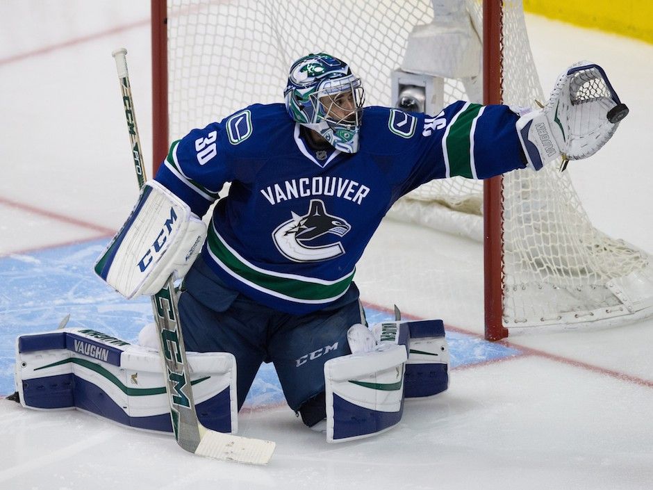 Vancouver Canucks-Calgary Flames: 5 facts about goalie Ryan Miller