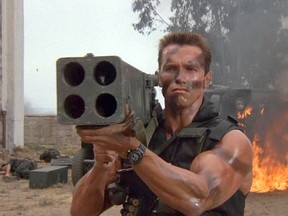 Comando  Arnold schwarzenegger movies, Schwarzenegger, Movie stars