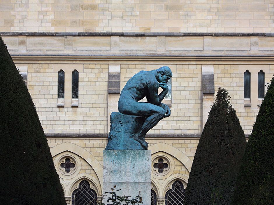 File:Place Rodin, Paris 16e 1.jpg - Wikimedia Commons