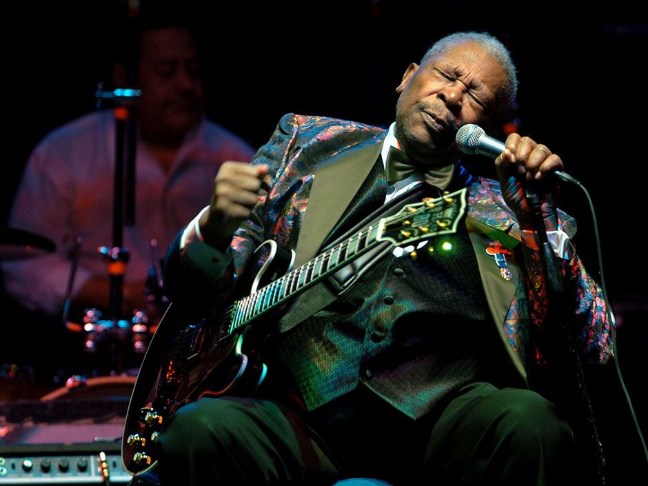 https://smartcdn.gprod.postmedia.digital/nationalpost/wp-content/uploads/2015/12/bb_king-funeral_38066567.jpg