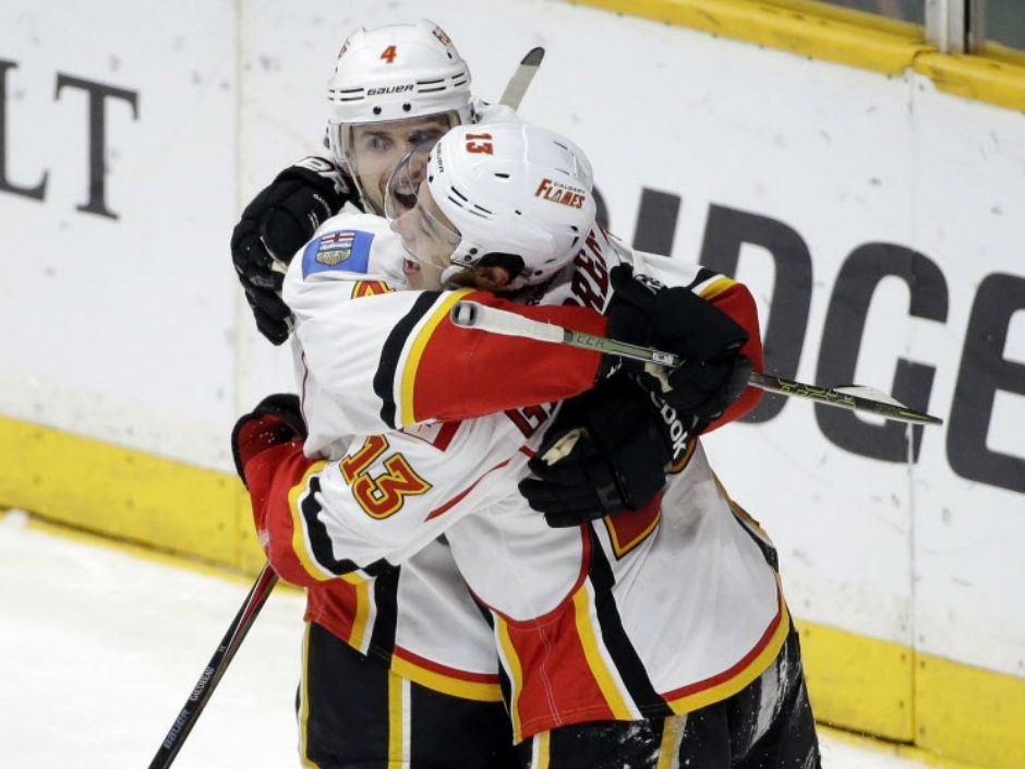 Game 1/4: Winnipeg Jets vs. Calgary Flames - Arctic Ice Hockey