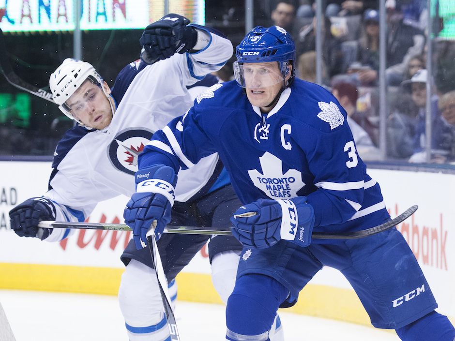 Toronto Maple Leafs on X: Our Captain 🫡 Milestone Moment @PeoplesDiamonds