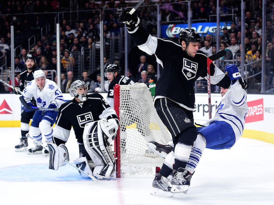 Jeff Carter of L.A. Kings answers boos with goal in return to Philadelphia  - Sports Illustrated