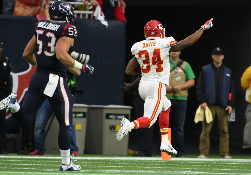 Chiefs end playoff drought with shutout of Texans