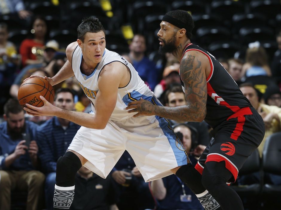 CN Tower plays starring role in logo for 2016 NBA all-star game