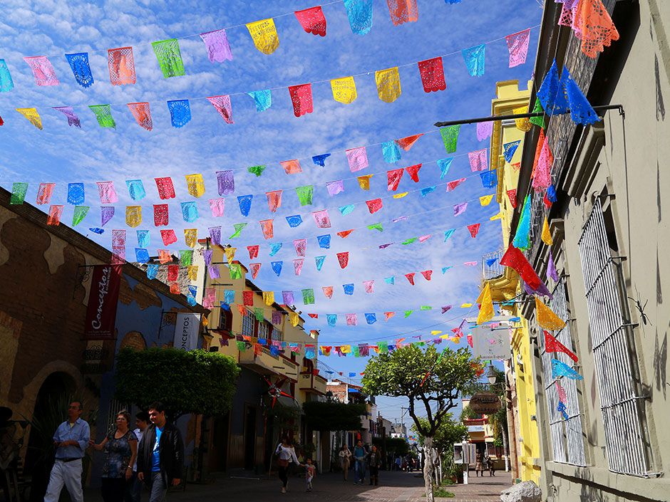 Tlaquepaque: Arts and crafts enclave near Guadalajara, Mexico is ...