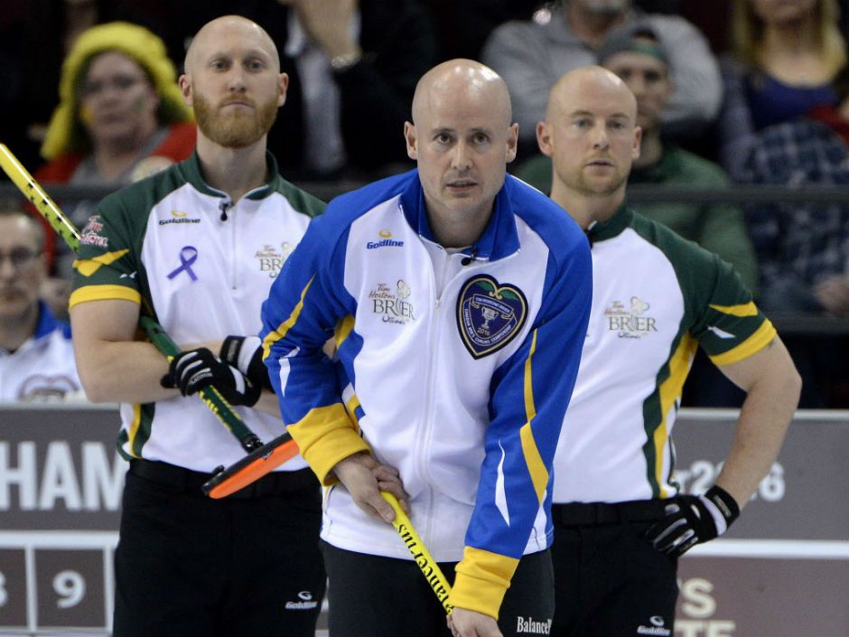 Alberta's Kevin Koe squeezes out 65 win over Northern Ontario's Brad