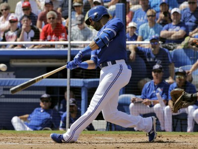 Vernon Wells lends hand as guest coach at Blue Jays' spring training