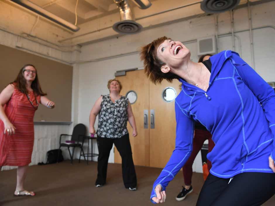 Therapists walk into an improv class to learn to better relate to