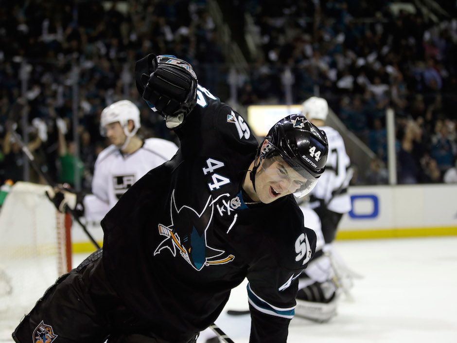 Pittsburgh Penguins acquire Patrick Marleau from San Jose Sharks,  re-acquire Conor Sheary 