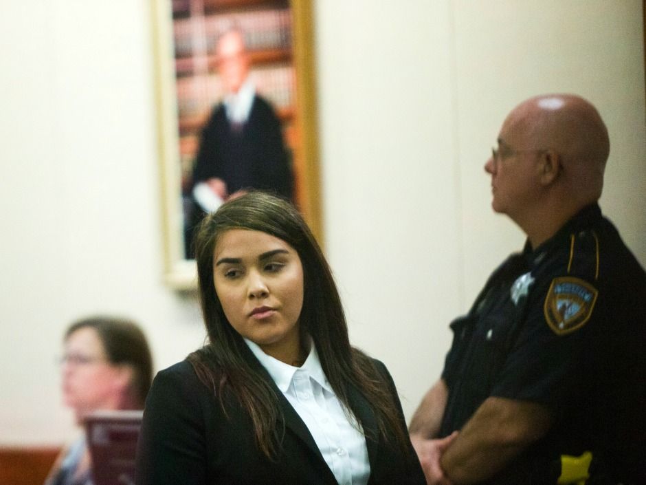 Texas Judge Orders Teacher Allegedly Impregnated By 13 Year Old To Stay
