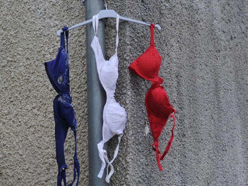 Police force that ordered woman to remove bra for breathalyzer also