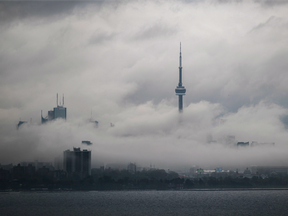 toronto_fog_20160513