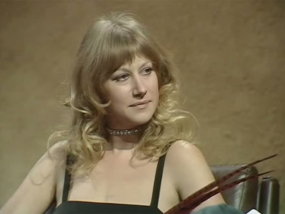 Watch Unearthed 1975 Interview Shows Helen Mirren Shutting Down A F—king Sexist Old Fart 9630