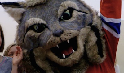 The Oilers' new mascot is now the best lynx mascot in all of sports 