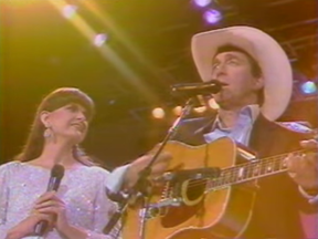 Ian and Sylvia perform Four Strong Winds, the unofficial provincial anthem of Alberta.