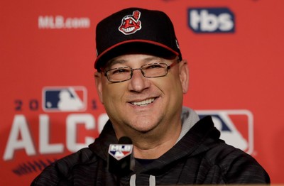 MLB commissioner urging Indians to scrap Wahoo logo