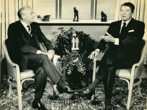 Soviet leader Mikhail Gorbachev and US President Ronlad Reagan meet inside Hofdi House in Iceland on Oct. 11, 1986.