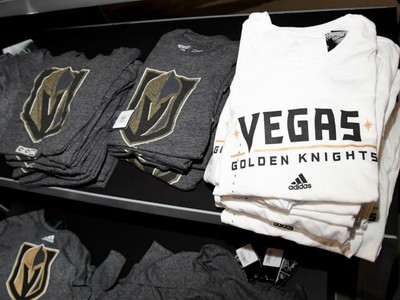 21 Vegas Golden Knights Gear Selling Fast After Western Conference Finals  Win Photos & High Res Pictures - Getty Images