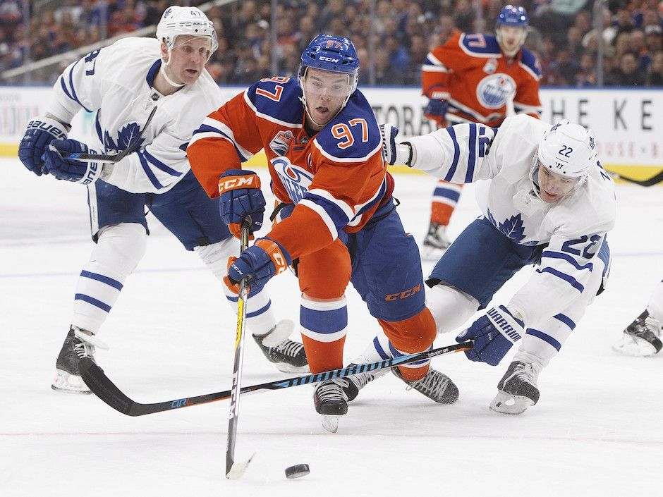 Edmonton Oilers' Connor McDavid Living Up To Hype, But Can’t Do It By ...